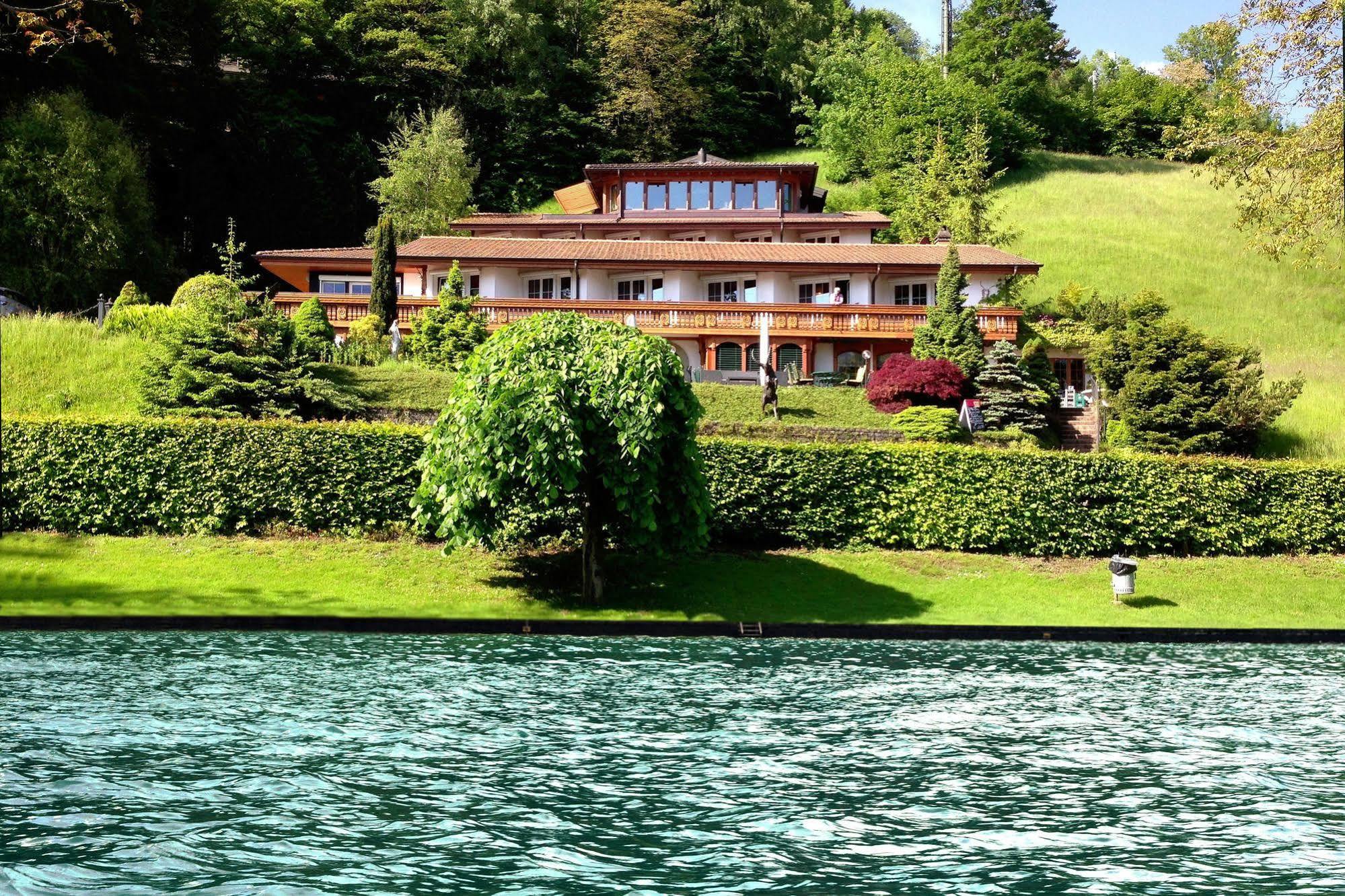 Seehotel Boutique Jaegerhof-Hubertus Faulensee Eksteriør bilde